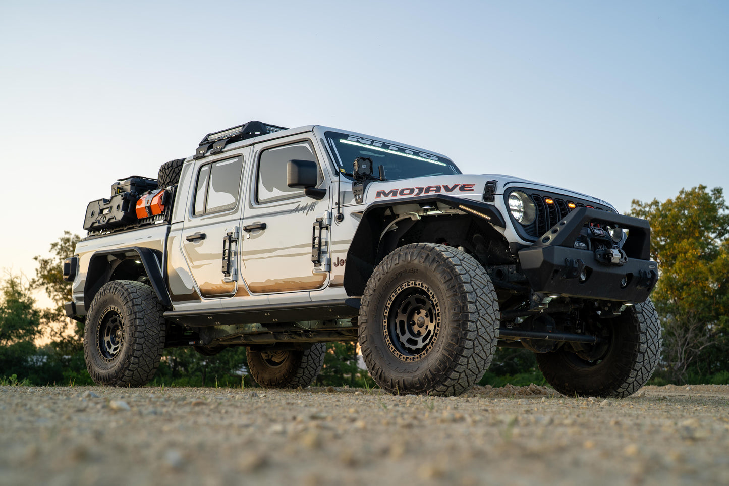 Jeep Gladiator: Comic Style Cel Shading Graphics Kit
