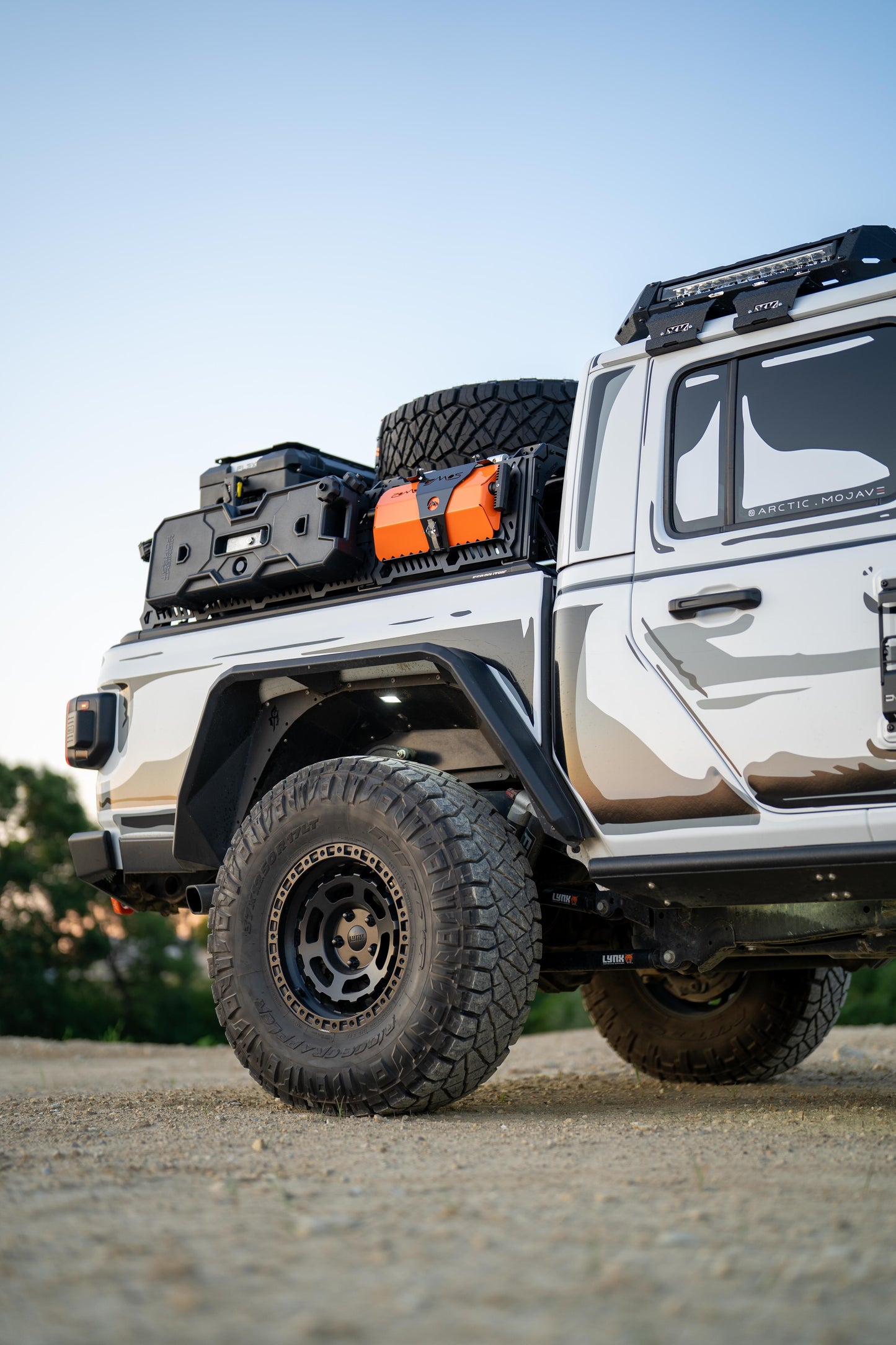 Jeep Gladiator: Comic Style Cel Shading Graphics Kit