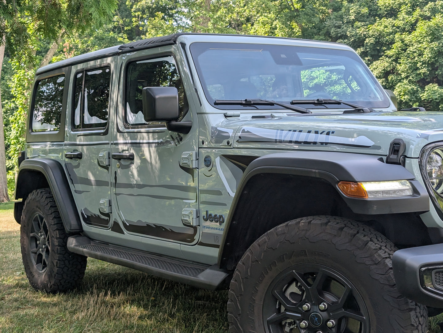 Jeep Wrangler JL: Comic Style Cel Shading Graphics Kit