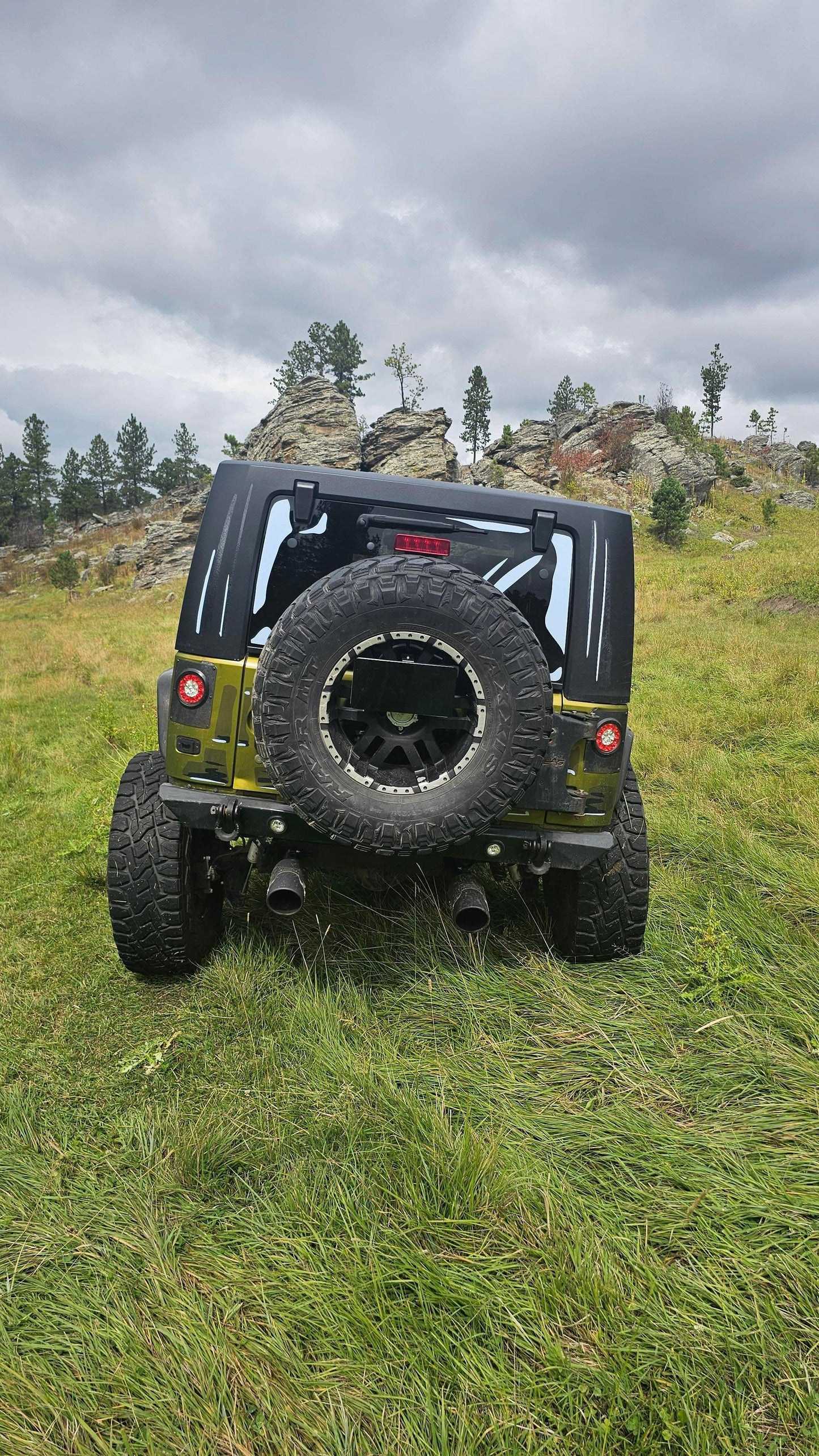 Jeep Wrangler JK: Comic Style Cel Shading Sketch  Graphics Kit