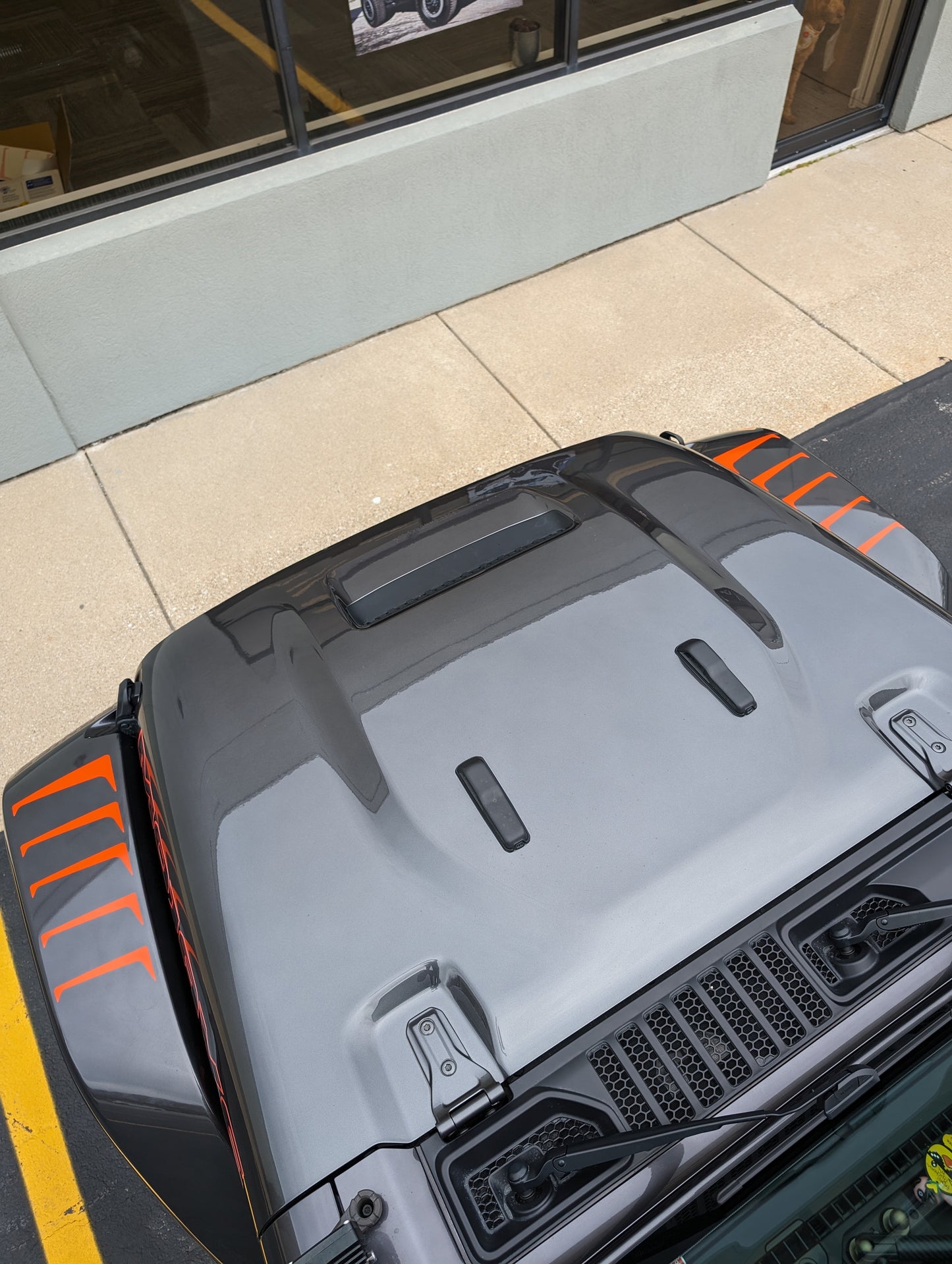 Fender Top Louver Slash Decal Set-Pair- fits JL, JK Wrangler and 2020 and newer Jeep Gladiator and More