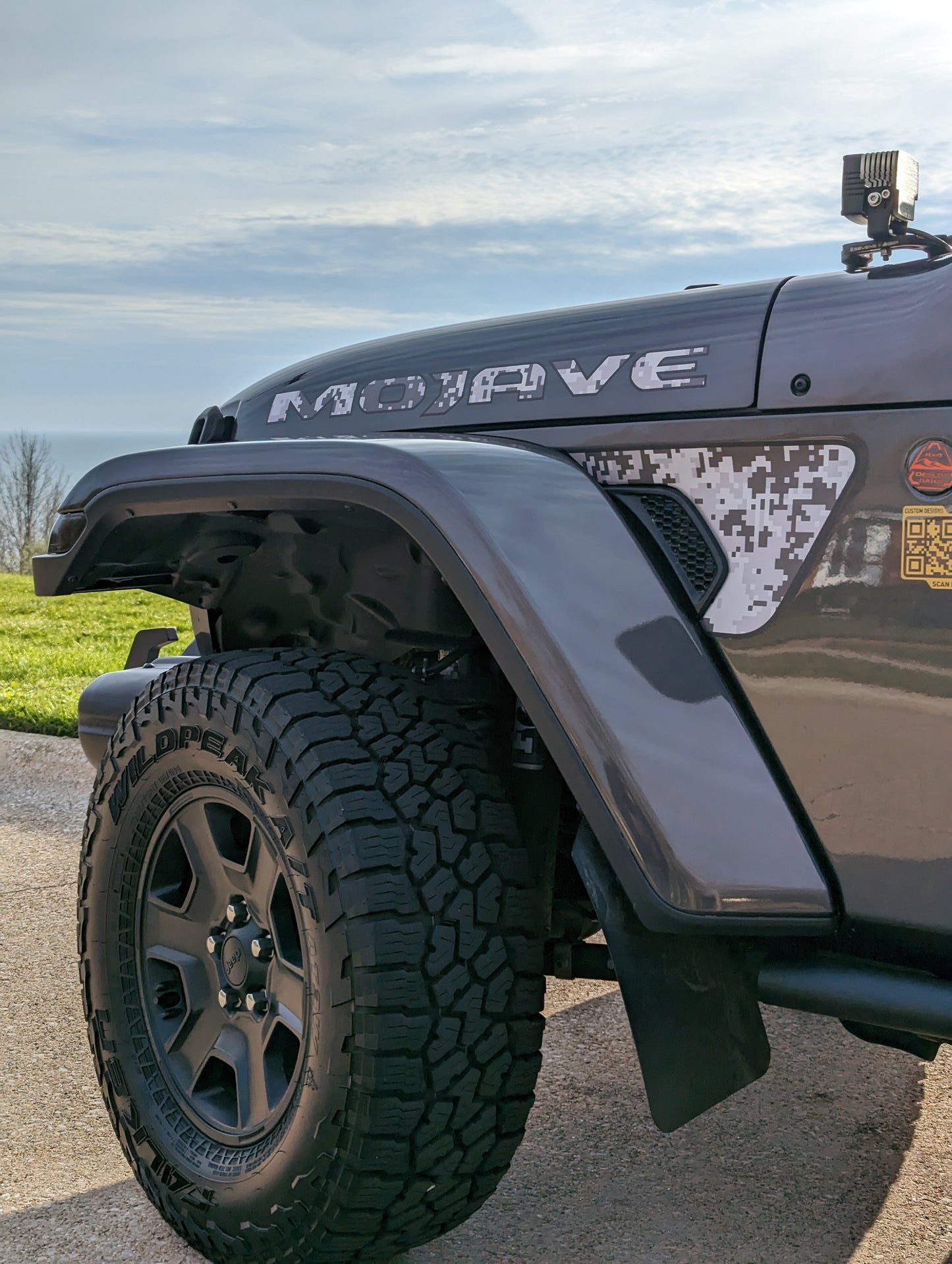 Digital Camouflage Printed Blackout Vent Rubicon Mojave decal set- fits 2020 and newer Jeep Gladiator