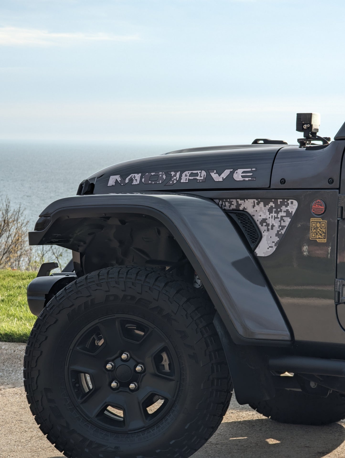 Digital Camouflage Printed Blackout Vent Rubicon Mojave decal set- fits 2020 and newer Jeep Gladiator