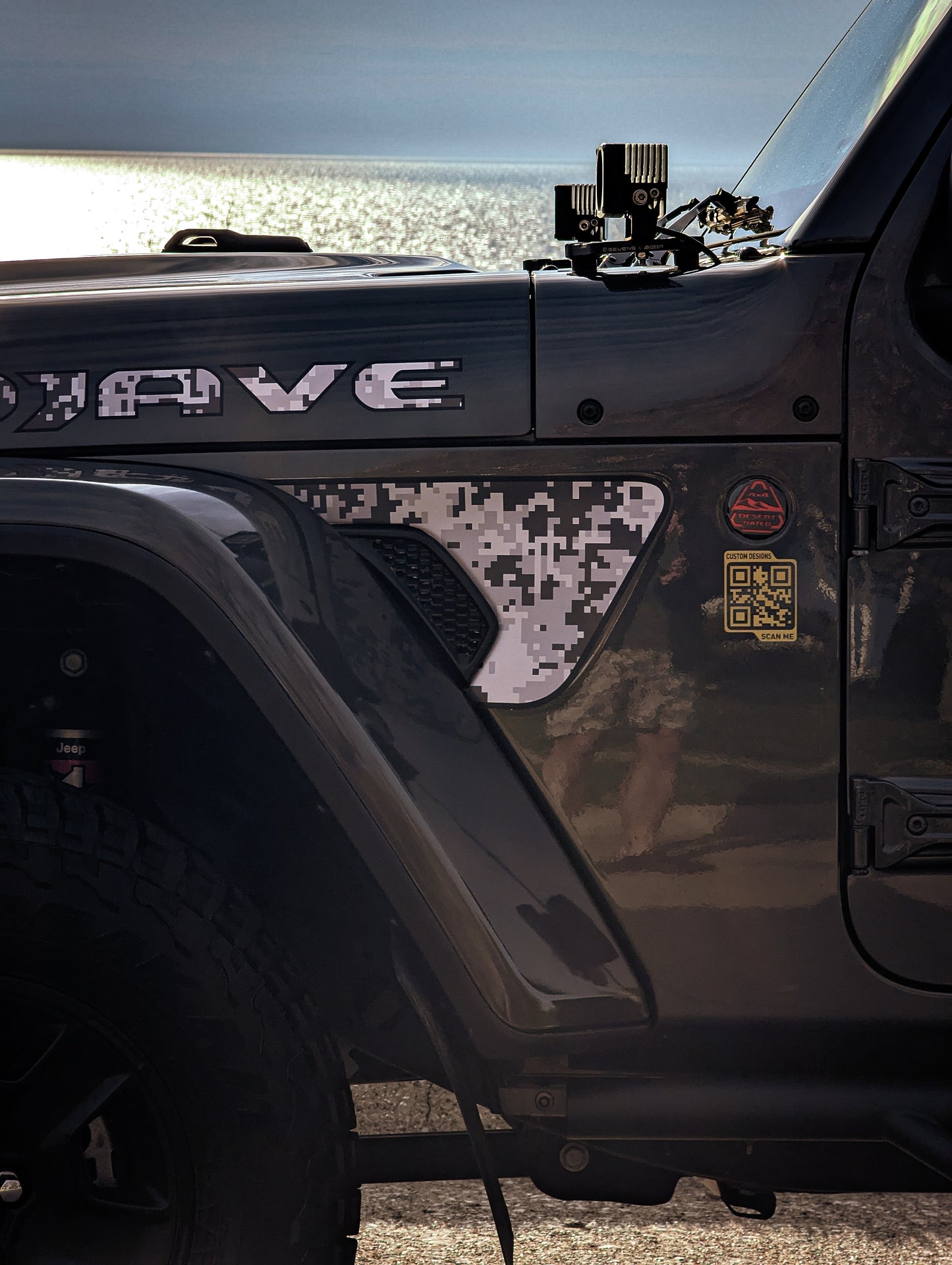 Digital Camouflage Printed Blackout Vent Rubicon Mojave decal set- fits 2020 and newer Jeep Gladiator