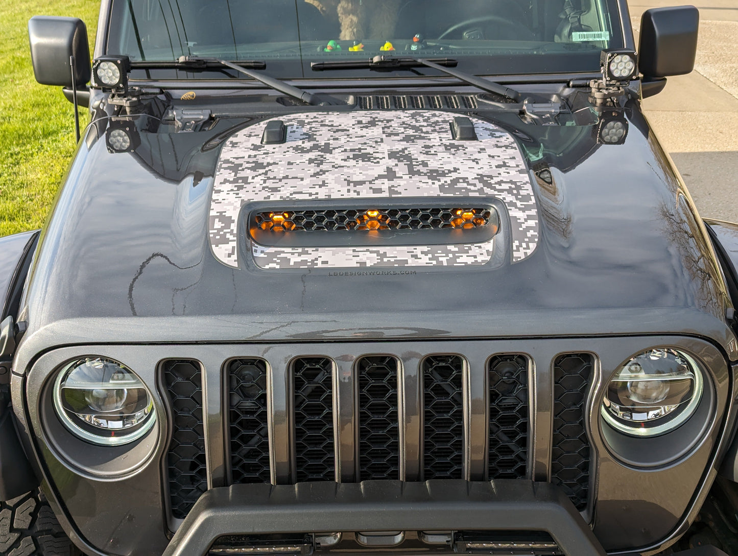Digital Camouflage Printed Blackout Vent Rubicon Mojave decal set- fits 2020 and newer Jeep Gladiator