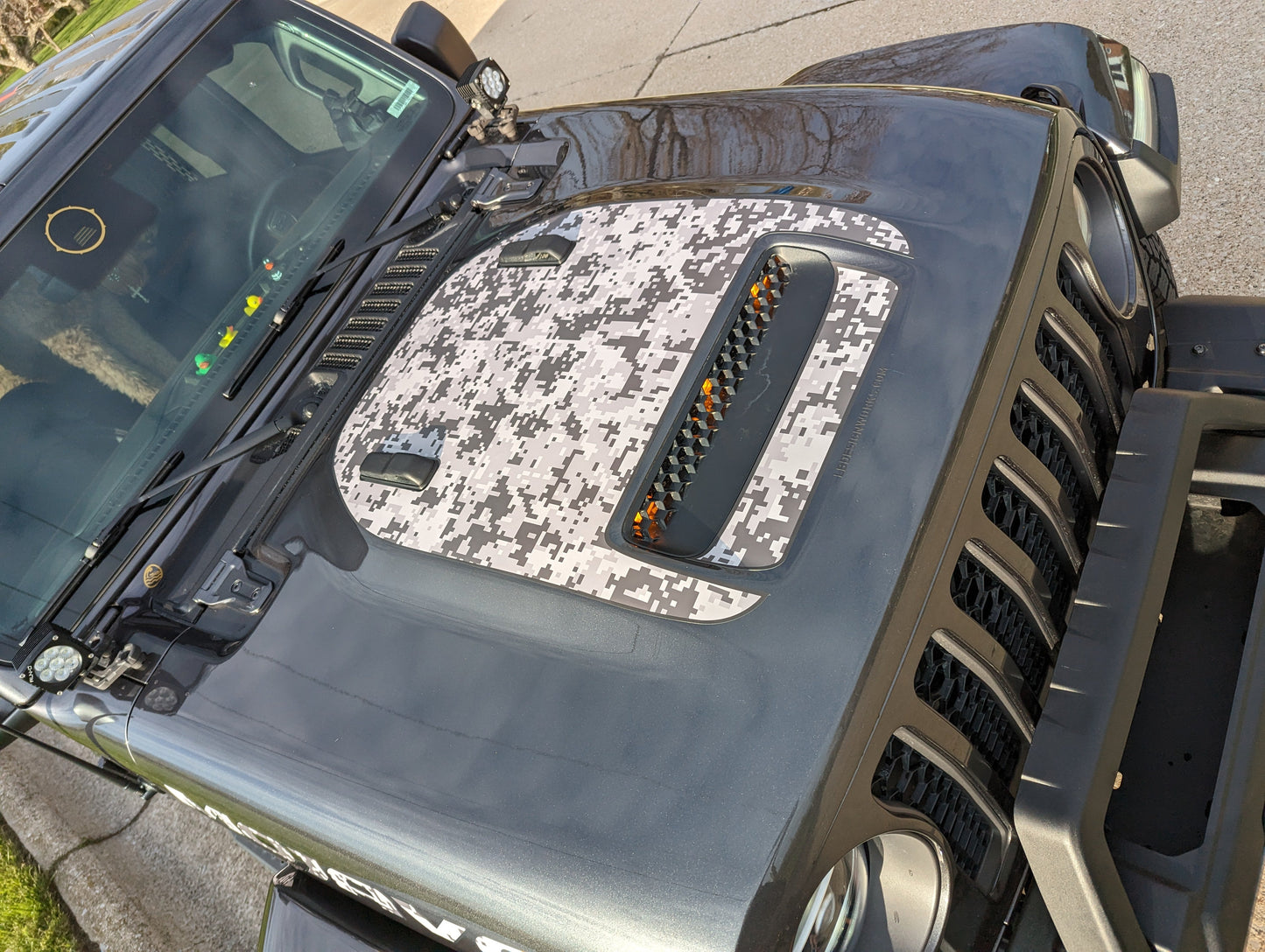 Digital Camouflage Printed Blackout Vent Rubicon Mojave decal set- fits 2020 and newer Jeep Gladiator