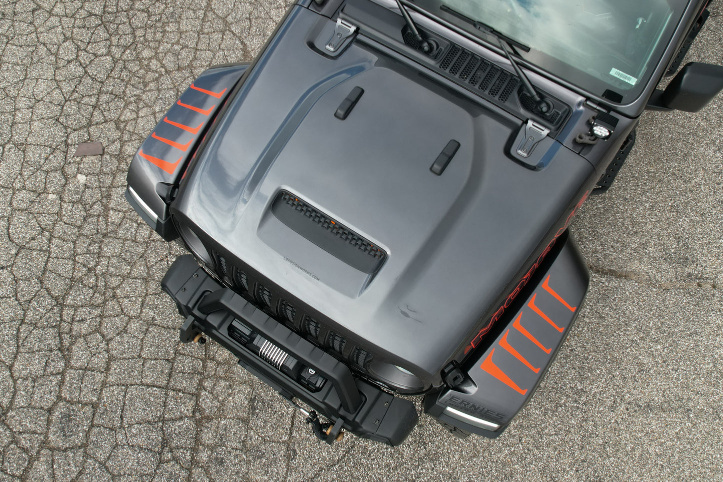 Fender Top Louver Slash Decal Set-Pair- fits JL, JK Wrangler and 2020 and newer Jeep Gladiator and More