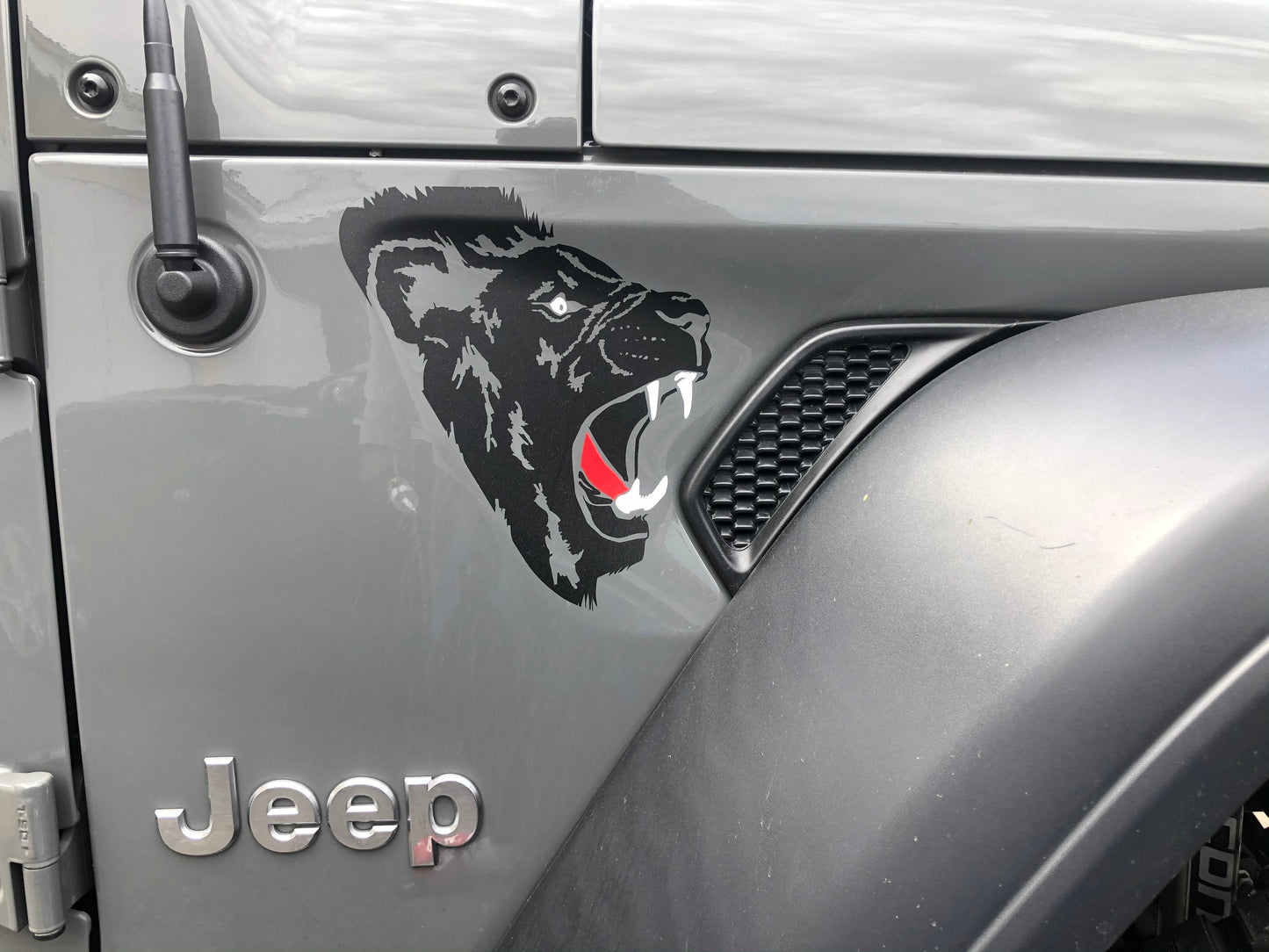 Lion Nose Art Decal- Fender Vent Decal- Fits Jeep Wrangler JL and Gladiator- Military- Vintage Art