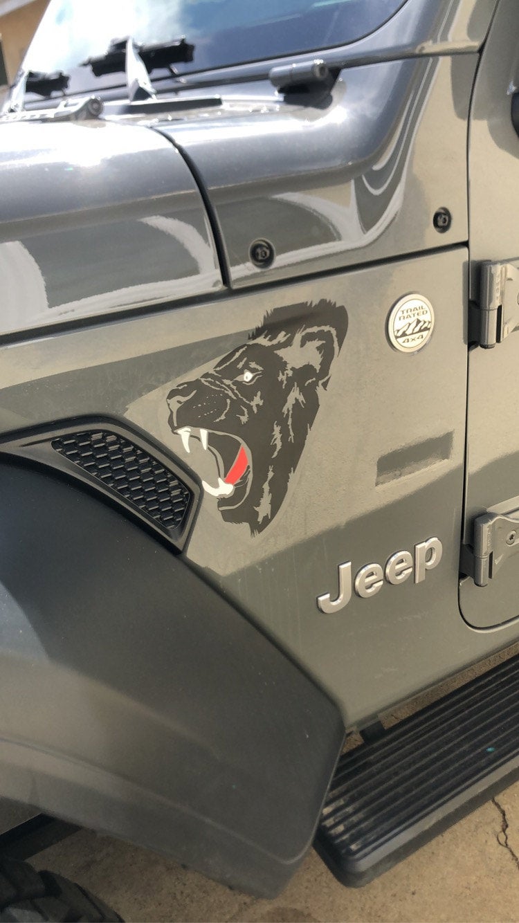 Lion Nose Art Decal- Fender Vent Decal- Fits Jeep Wrangler JL and Gladiator- Military- Vintage Art