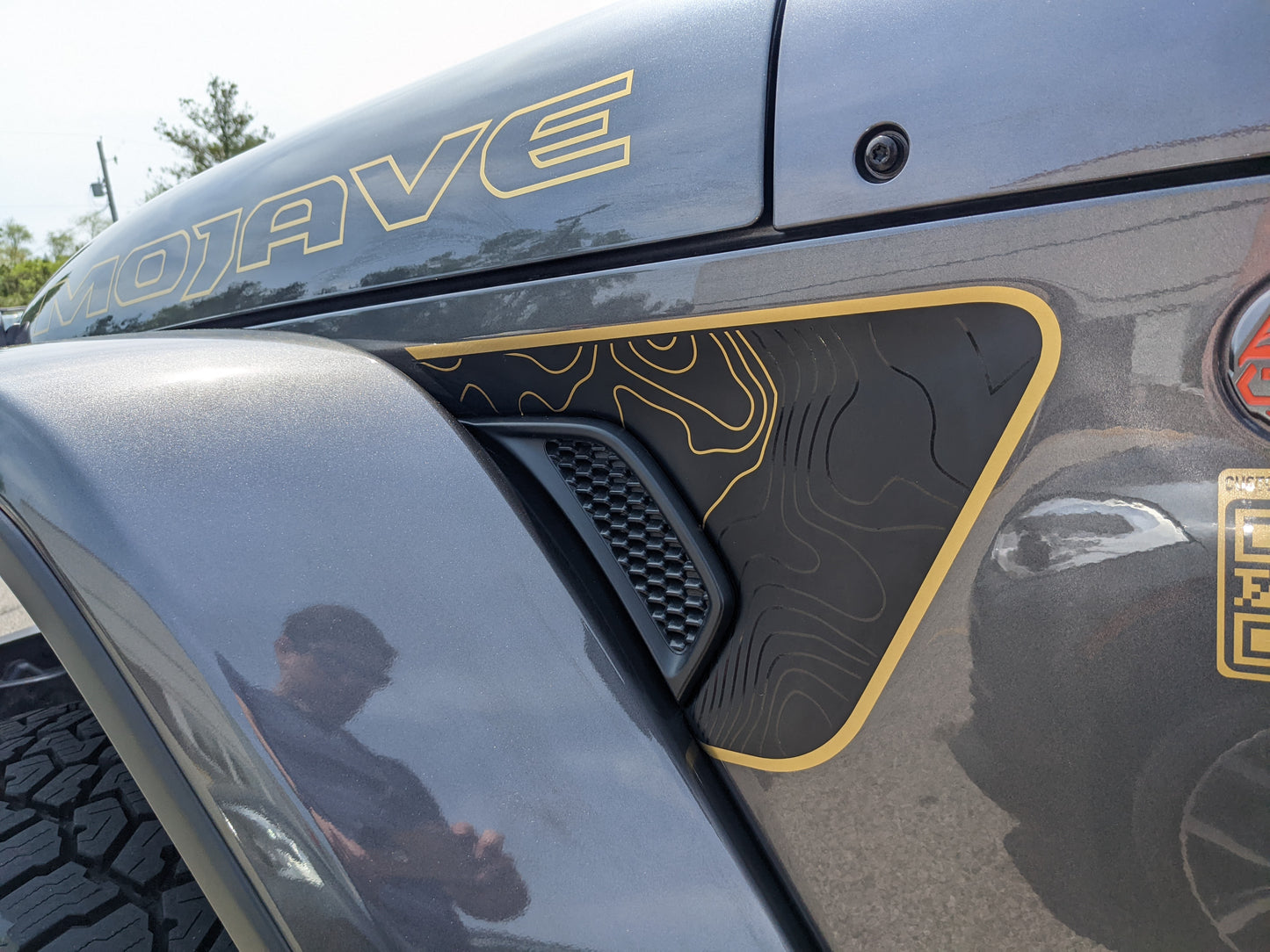 Gold Accent Topographic Fender Vent Decal Jeep Wrangler Gladiator 